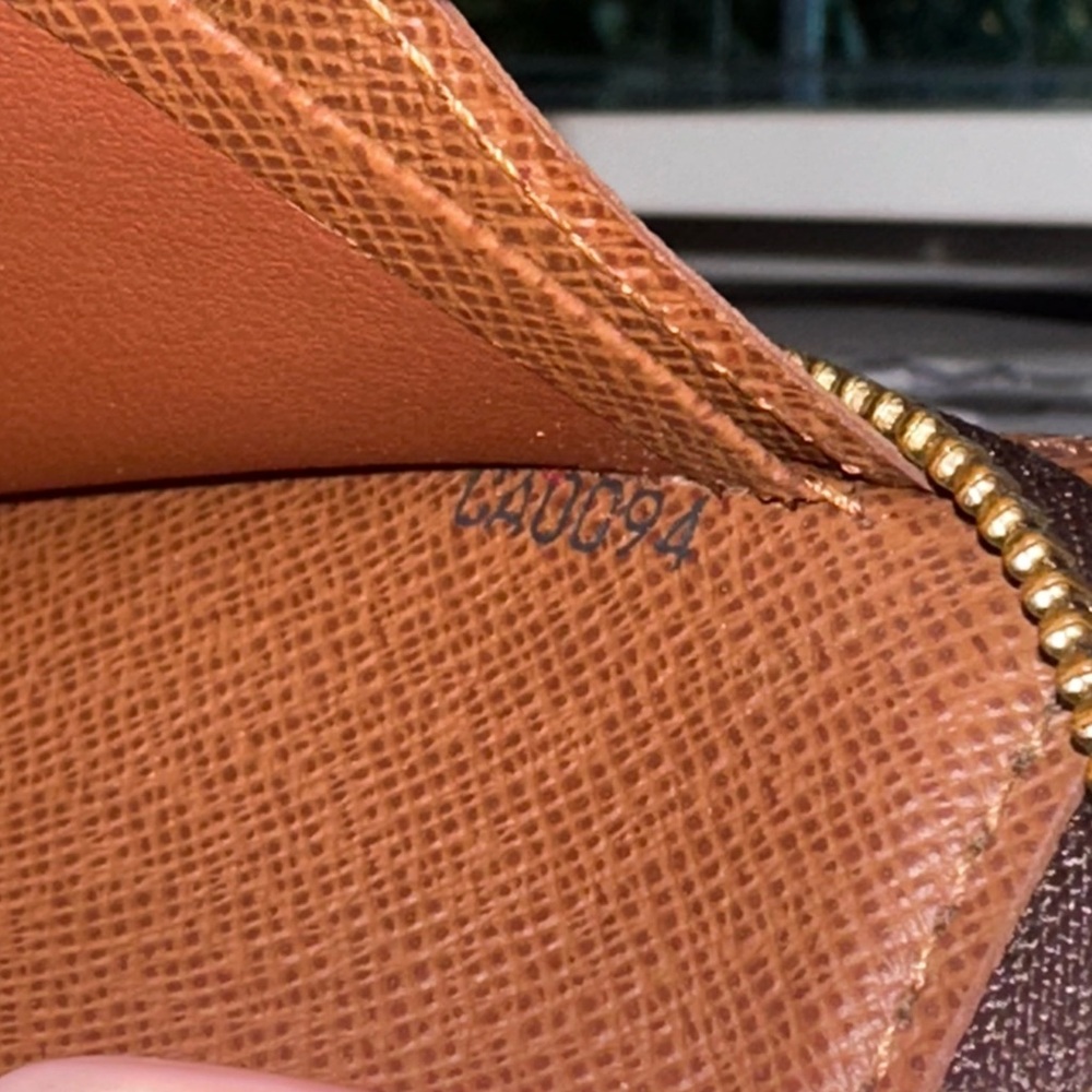 Louis Vuitton Monogram Takashi Murakami Panda Porte-Monnaie Zippy Wallet - Picture 11 of 11